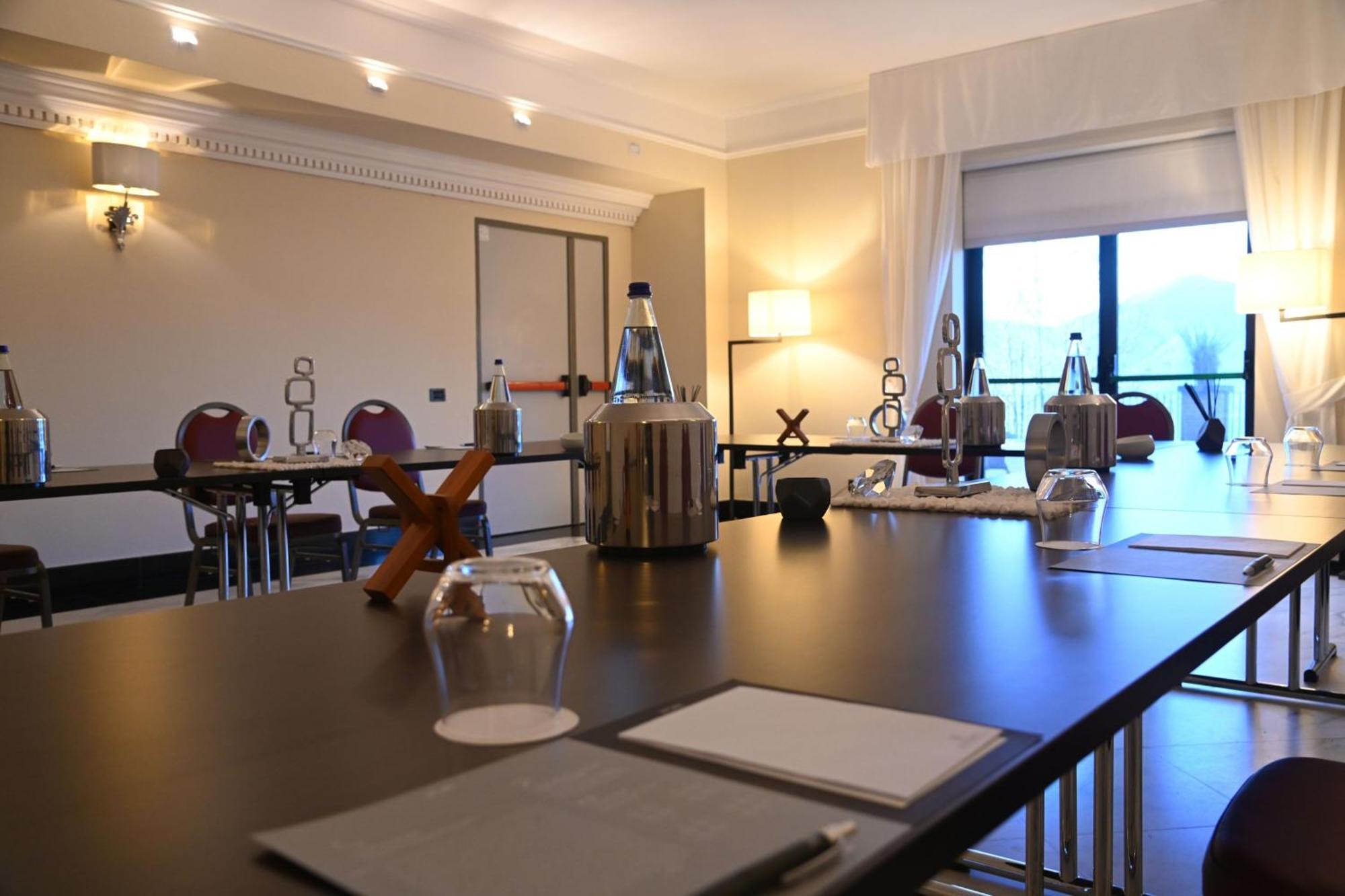 Renaissance Tuscany Il Ciocco Resort & Spa Barga Exterior foto