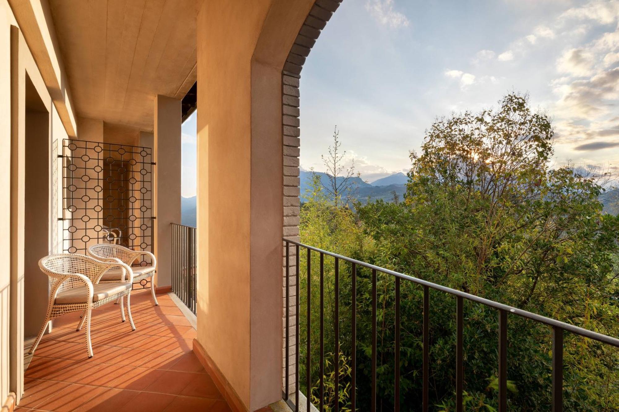 Renaissance Tuscany Il Ciocco Resort & Spa Barga Exterior foto
