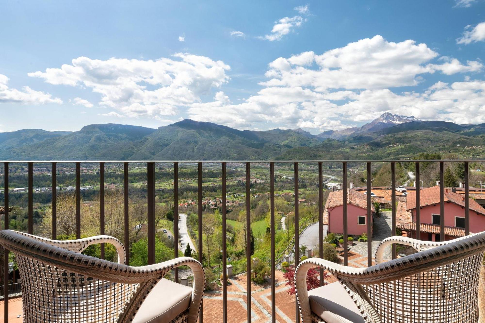 Renaissance Tuscany Il Ciocco Resort & Spa Barga Exterior foto
